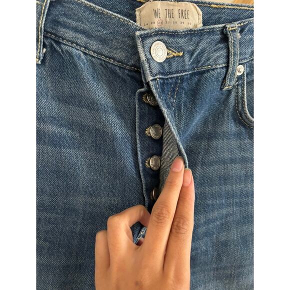 Free People Jeans Women's 26 Blue Maggie Mid Rise Straight Leg Raw Hem Buttons - Picture 7 of 11